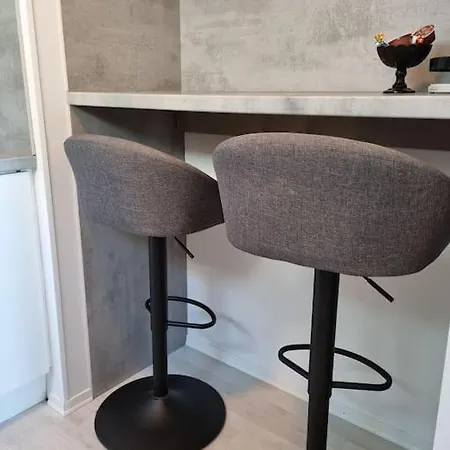 Apartman Near Center / Free P