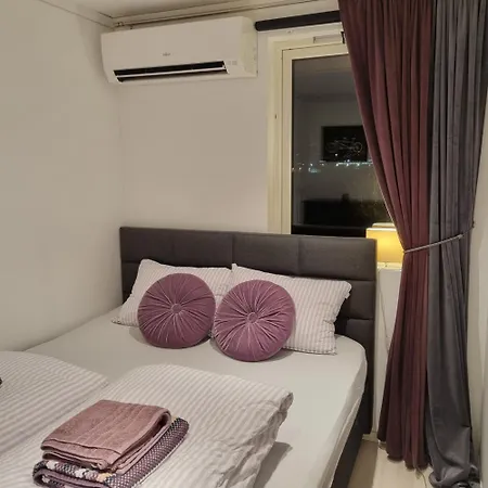 Апартаменты Near Center / Free P Олесунн