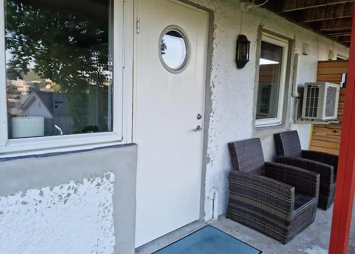 Near Center / Free P Апартаменты Олесунн